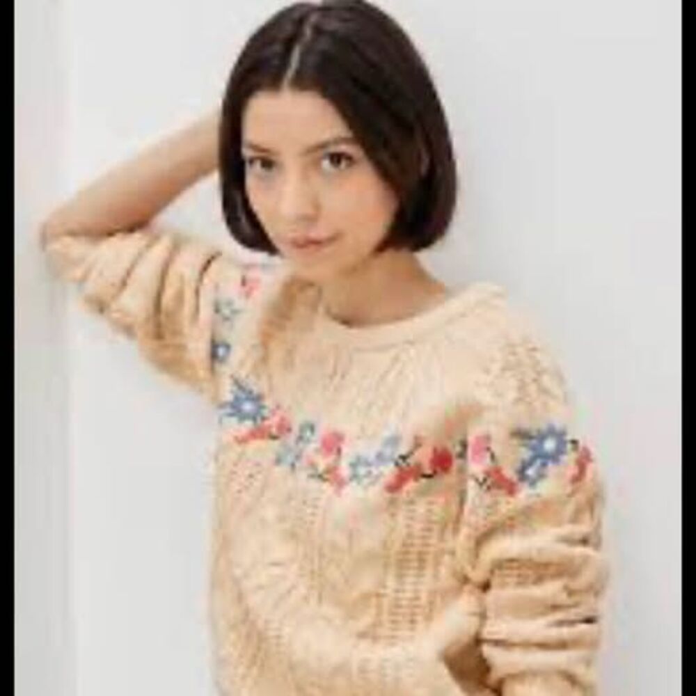 Vtg American Eagle Floral Embroidered Cable Knit Sweater Size Large